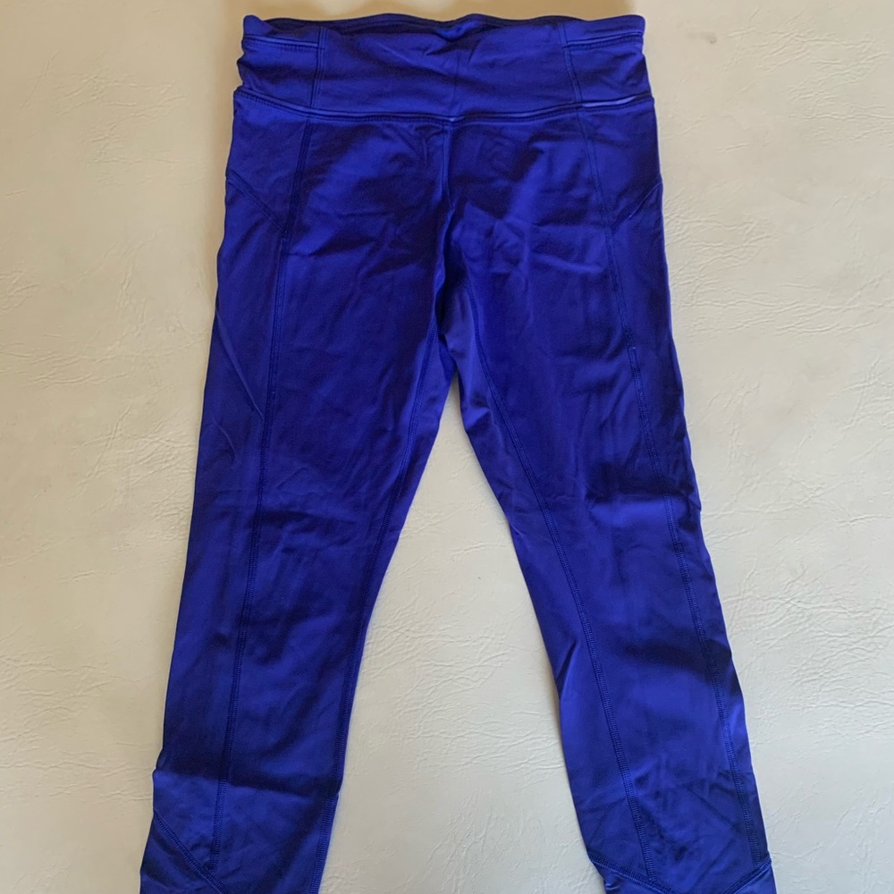 Lululemon size 6 leggings
